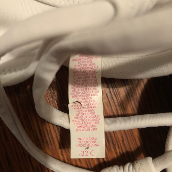 VS Swim Top - Picture 3 of 3